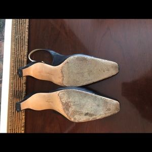 Vintage Ferragamo sling back pump